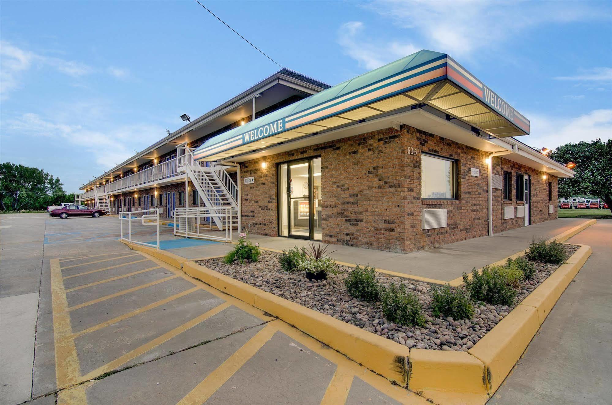 6-salina, Ks 2*